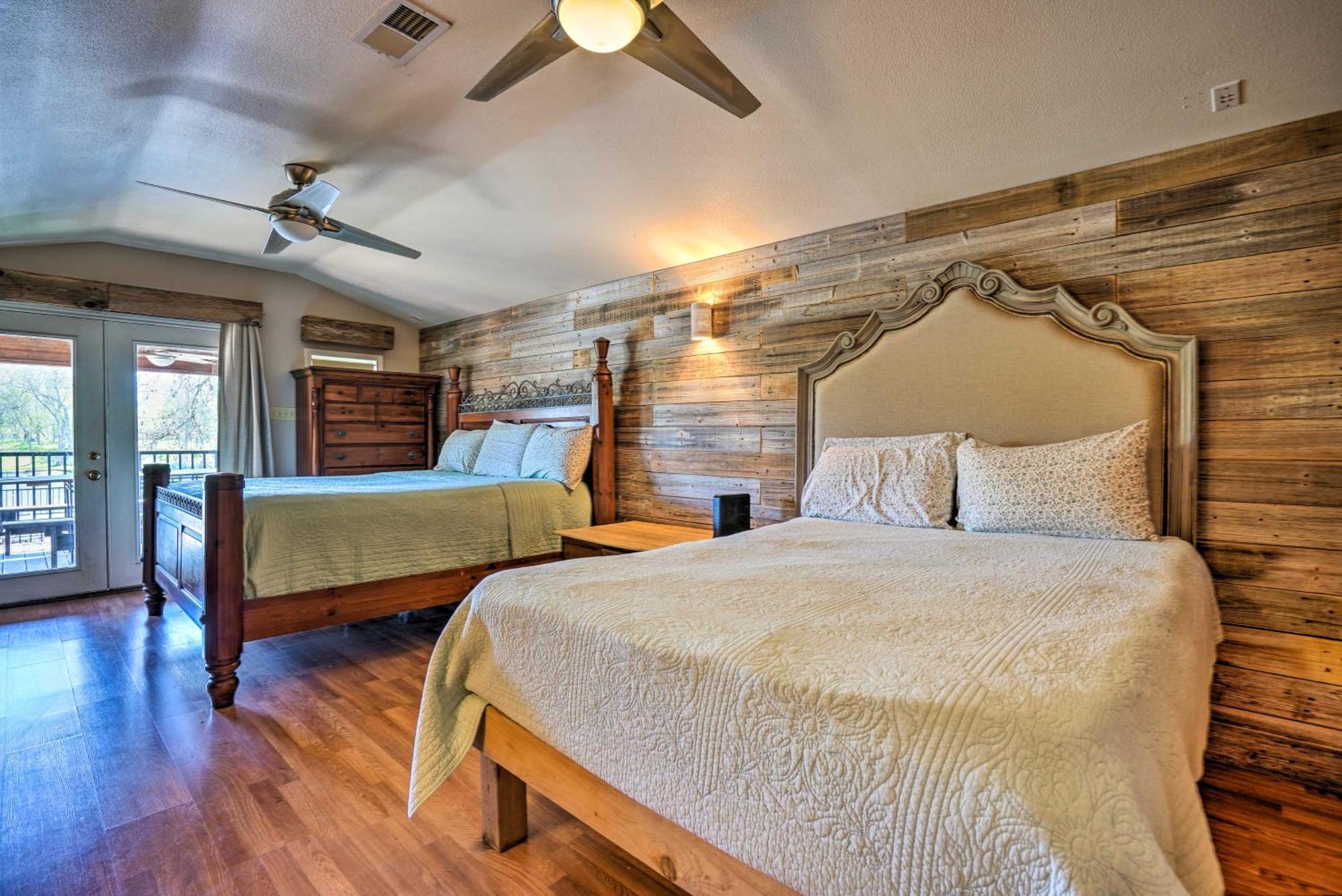 Waterfront Guadalupe River Lodge Home With Dock! Seguin Exterior foto